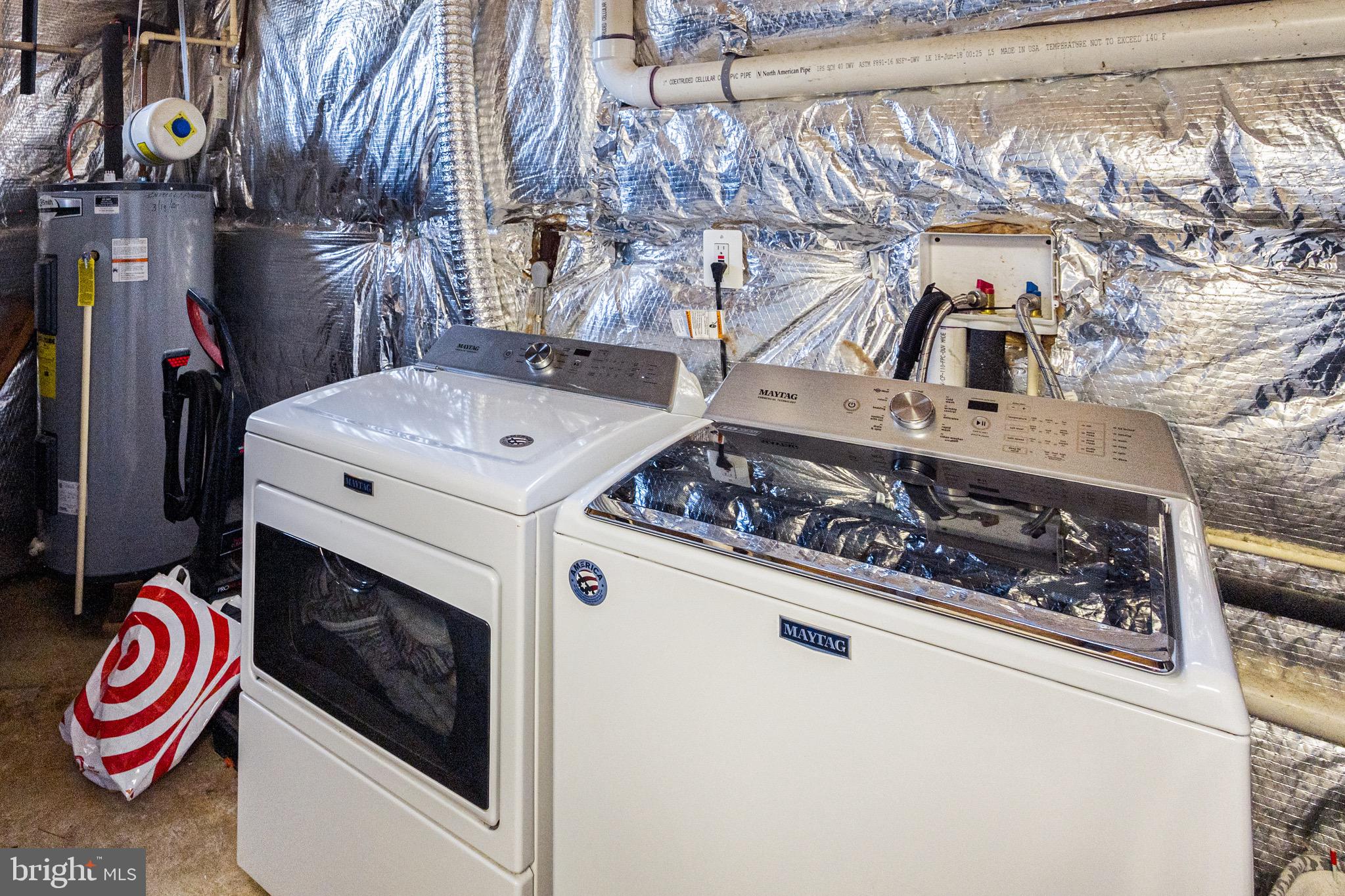 1002 Chapel Road New Windsor, MD 21776 - Photo 29 of 51 LL Laundry