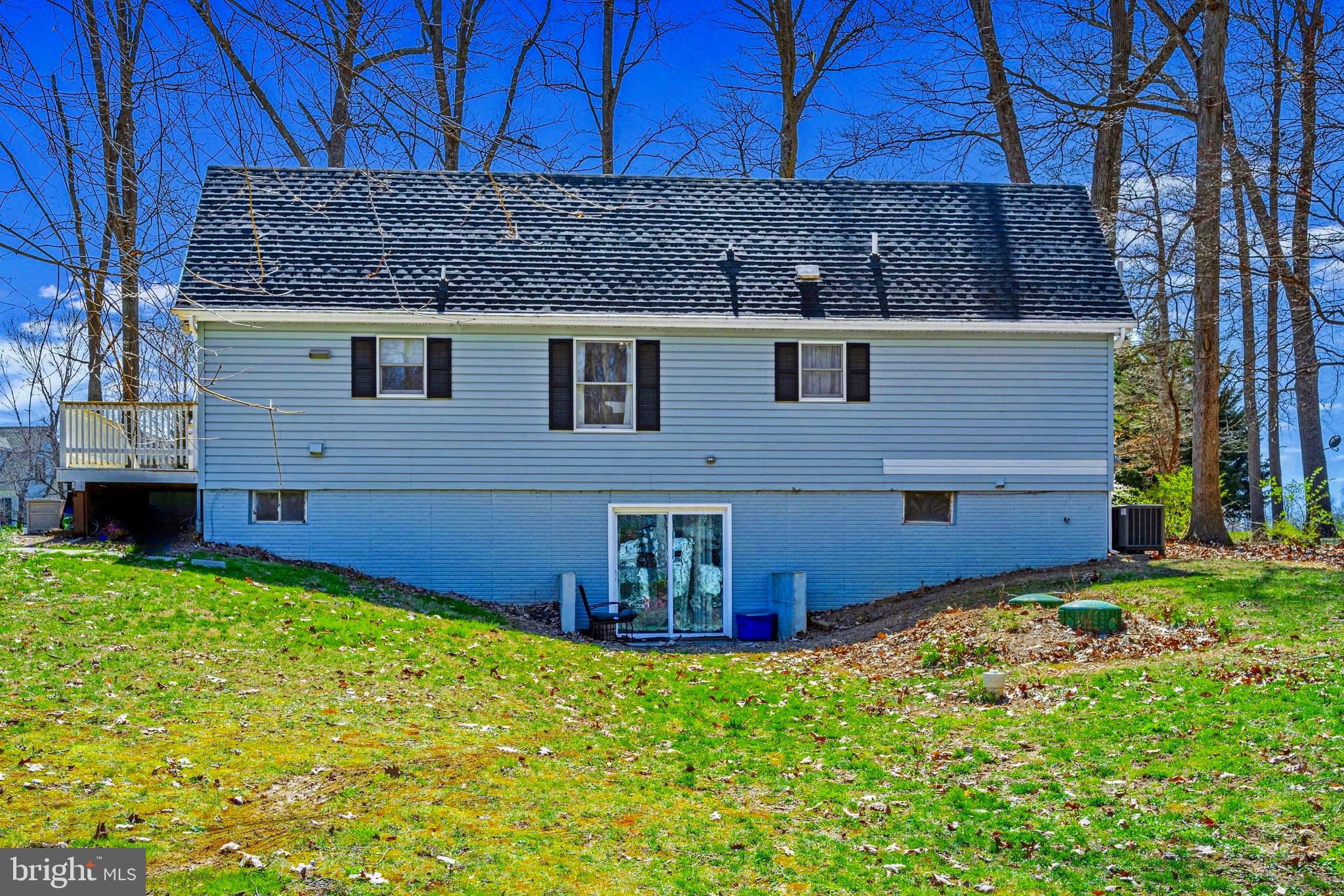 1002 Chapel Road New Windsor, MD 21776 - Photo 42 of 51 Back View