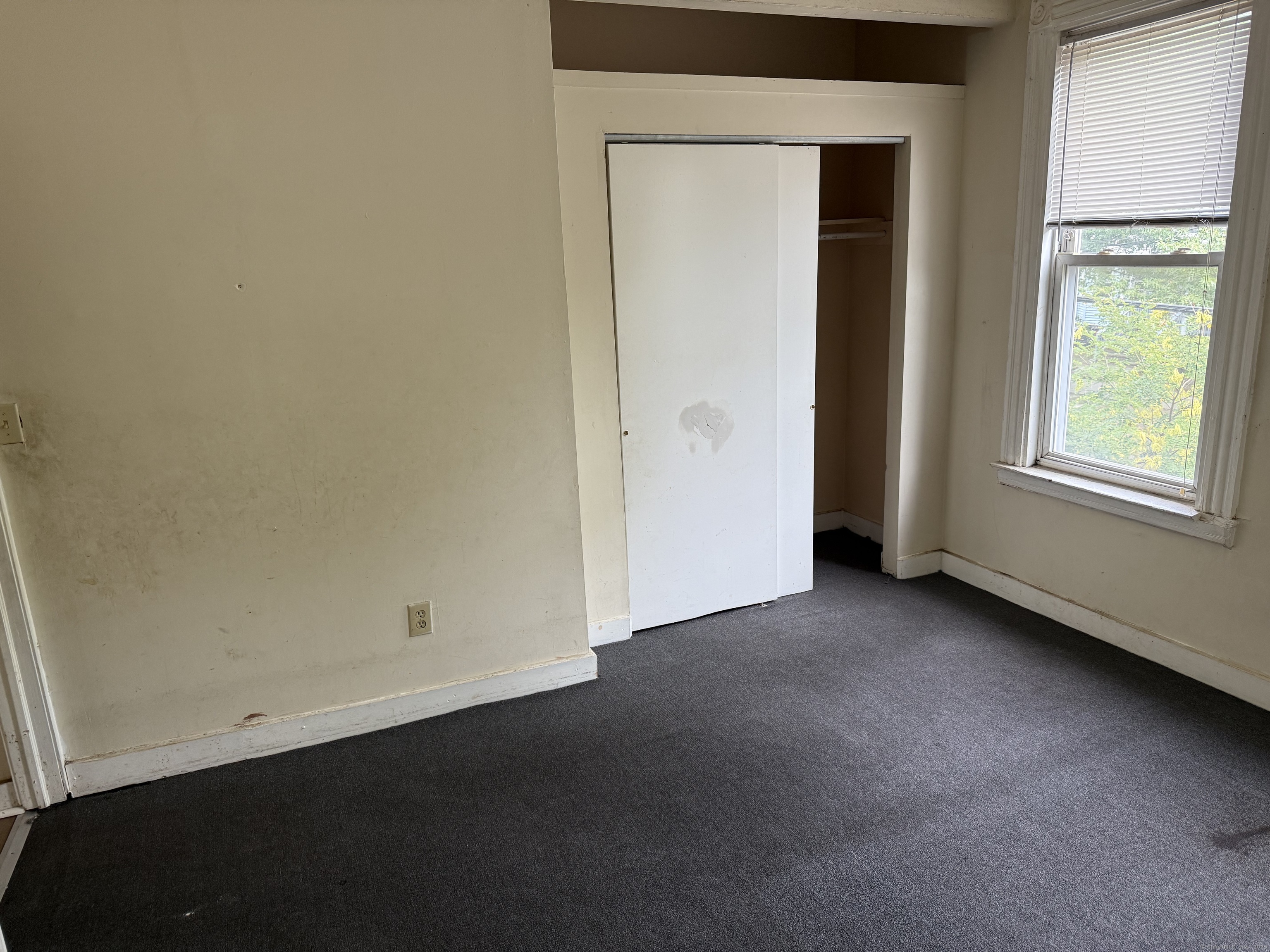 40 Shelton Avenue New Haven, CT 06511 - Photo 7 of 13 an empty room with windows