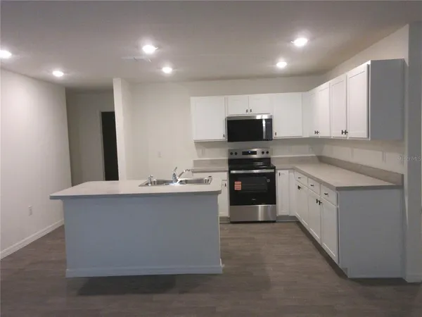 $2,100 | 12816 Southwest 61st Avenue, Ocala, FL 34473