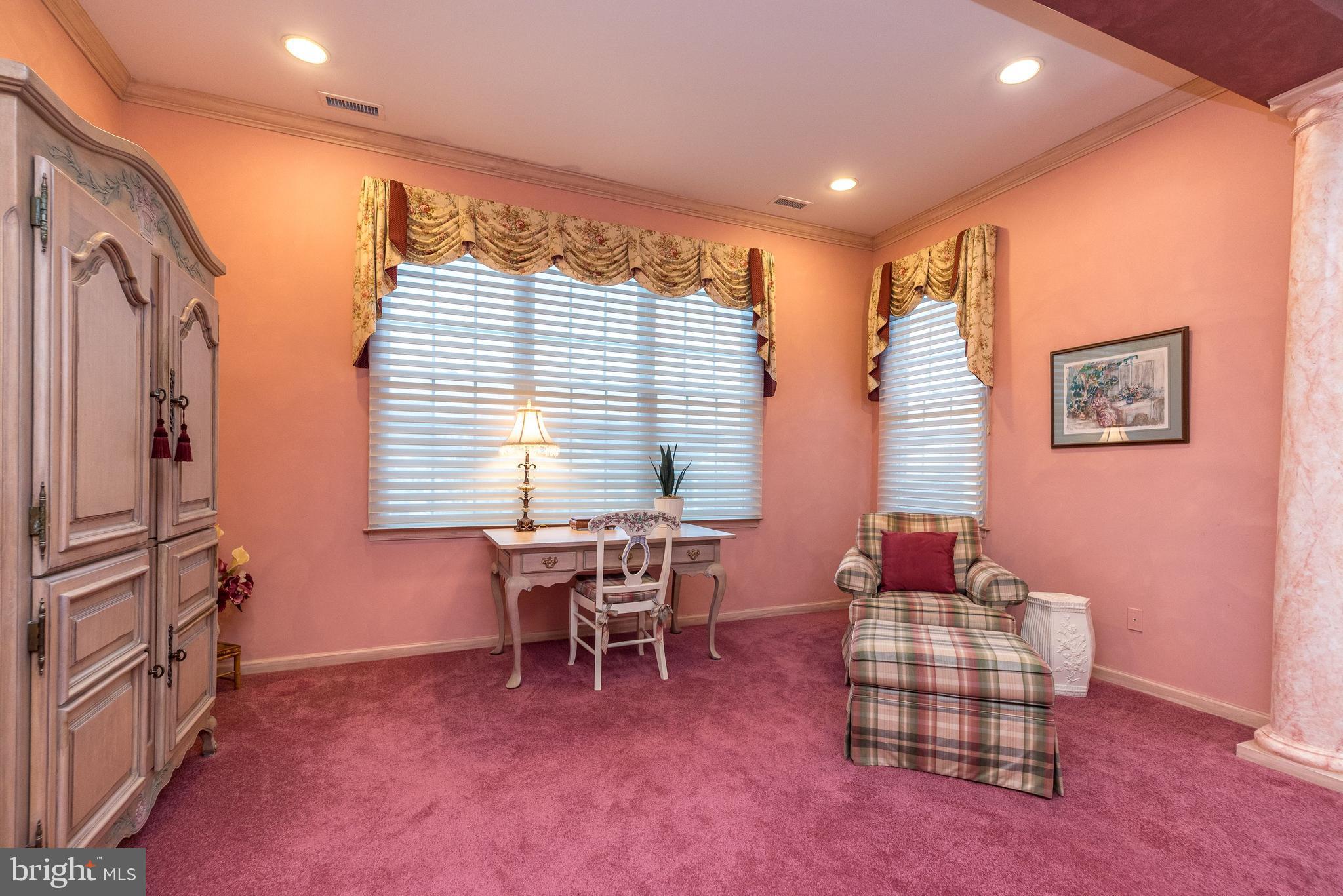 57 Nathaniel Road Holland, PA 18966 - Photo 31 of 64 Sitting Room