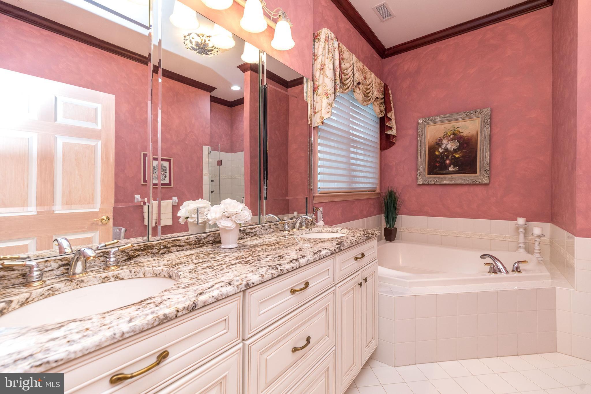57 Nathaniel Road Holland, PA 18966 - Photo 34 of 64 Gallery Image 34