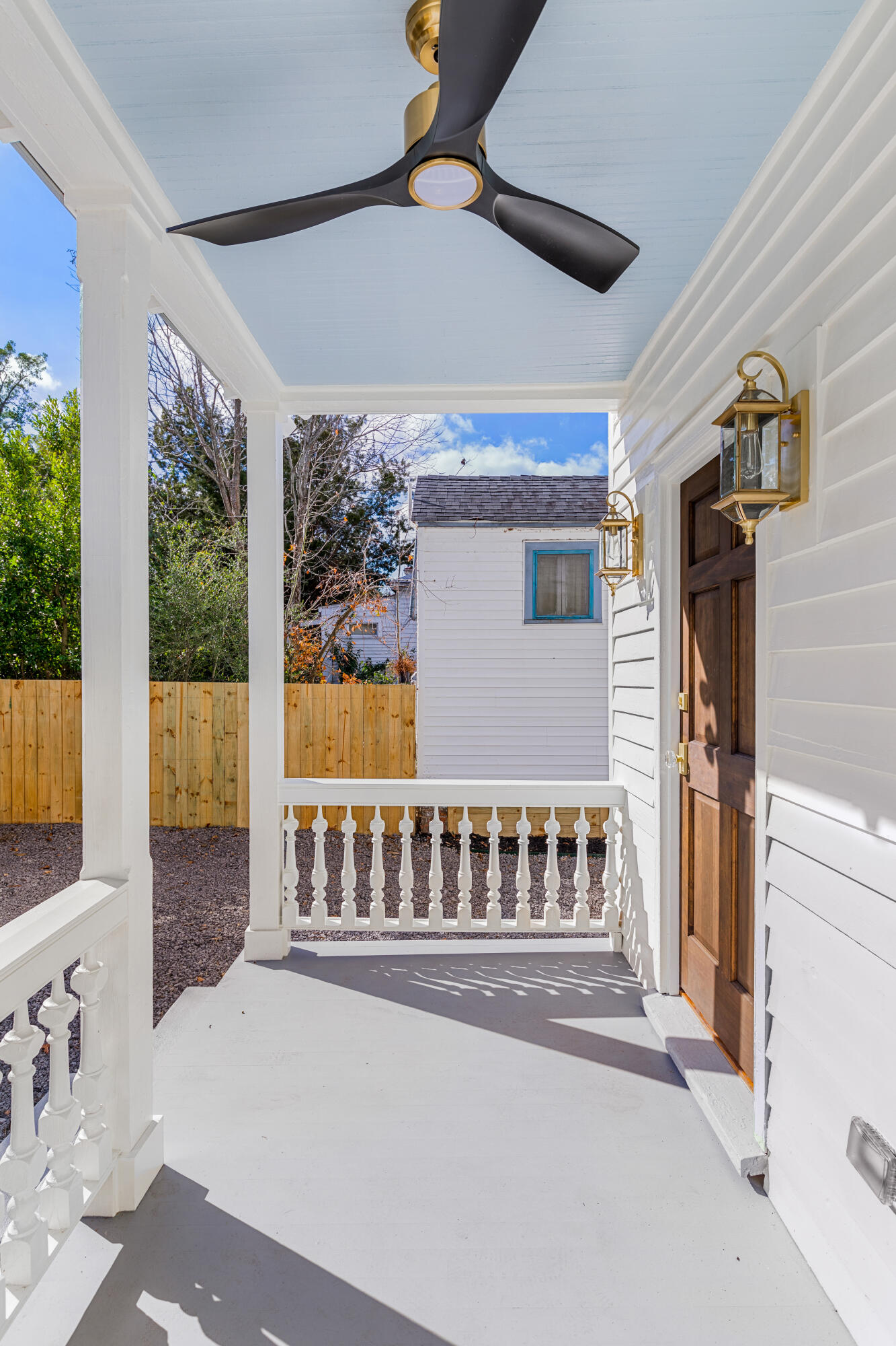 327 Sumter Street Charleston, SC 29403 - Photo 16 of 51 327 Sumter Street