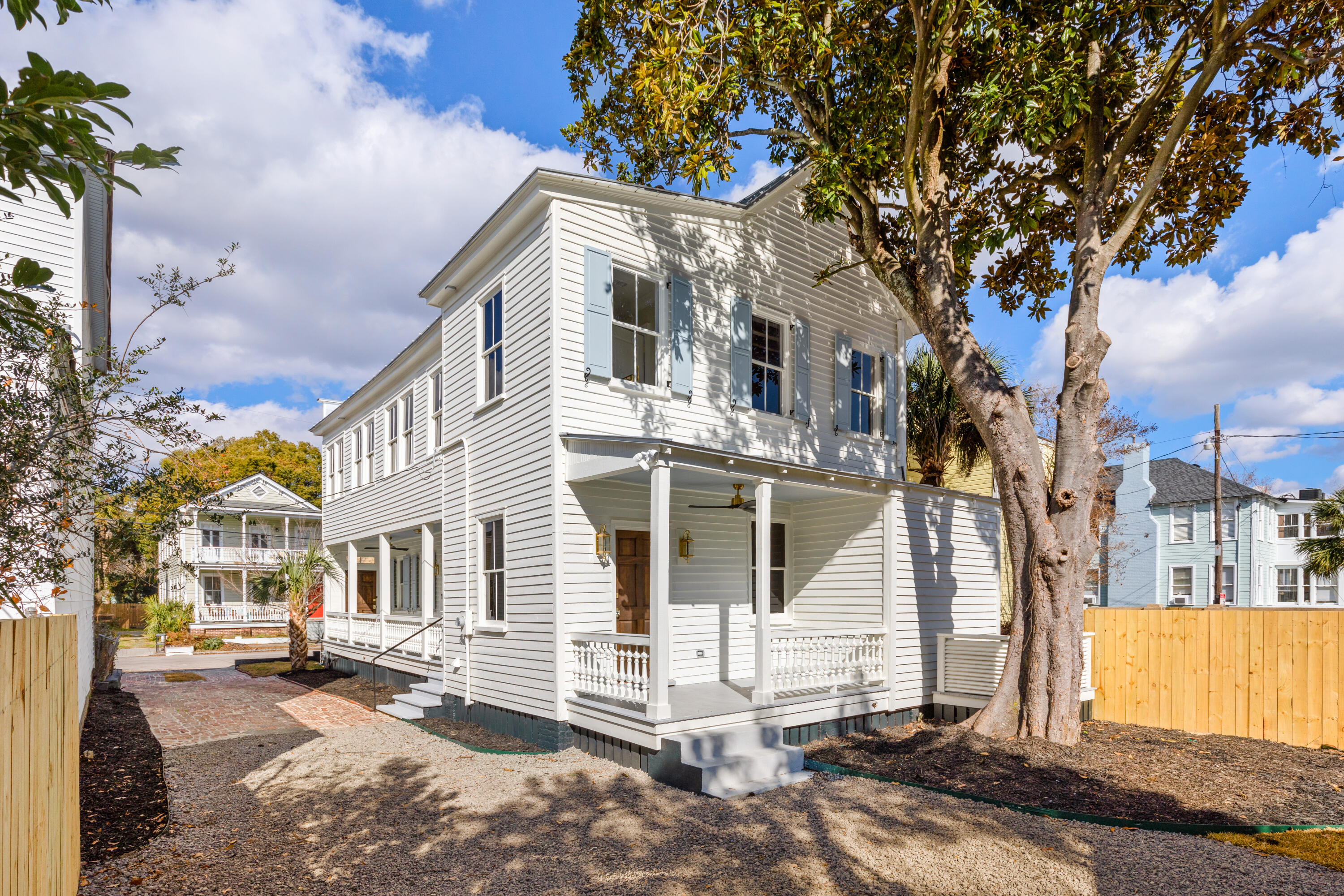 327 Sumter Street Charleston, SC 29403 - Photo 18 of 51 327 Sumter Street
