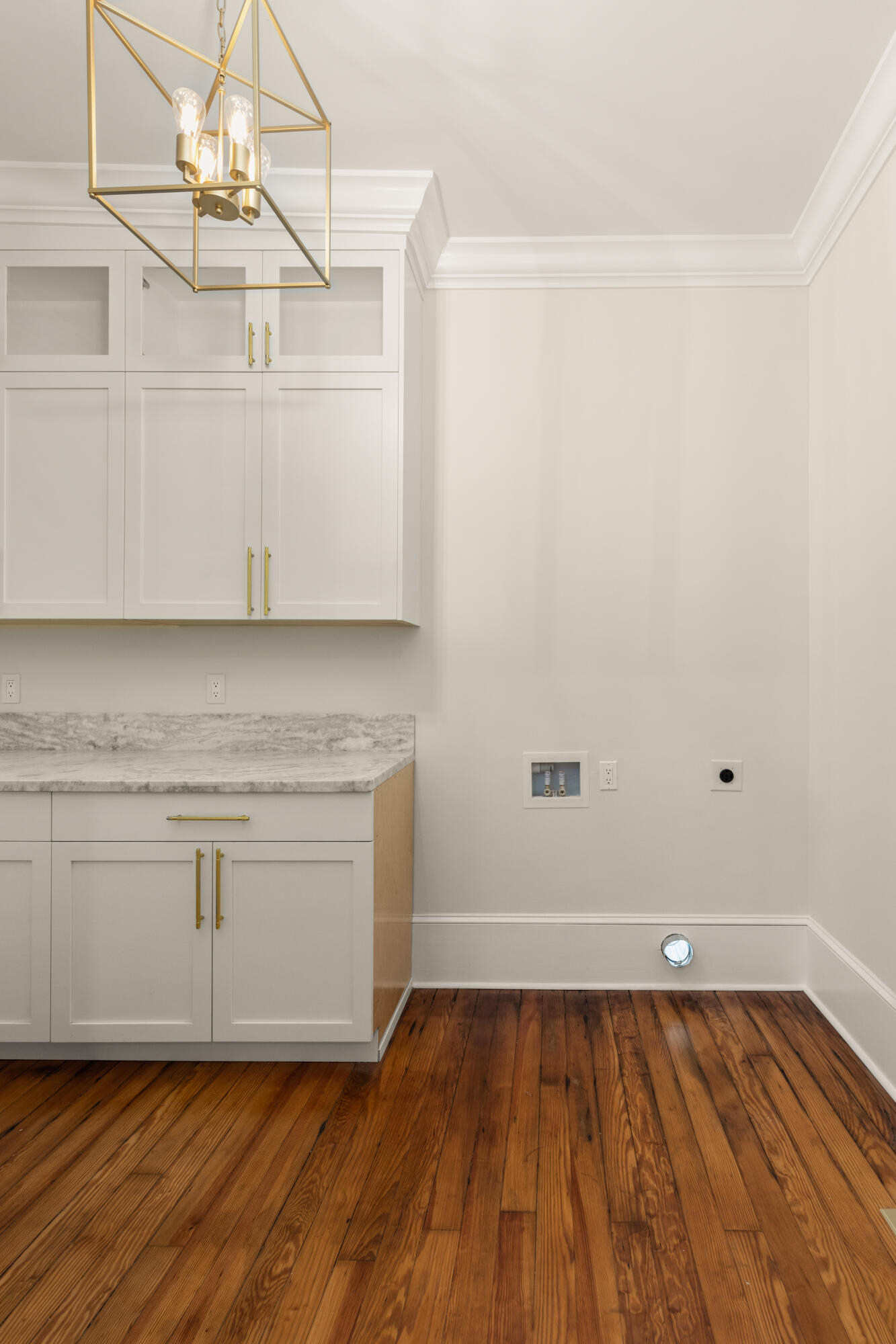 327 Sumter Street Charleston, SC 29403 - Photo 27 of 51 327 Sumter-49