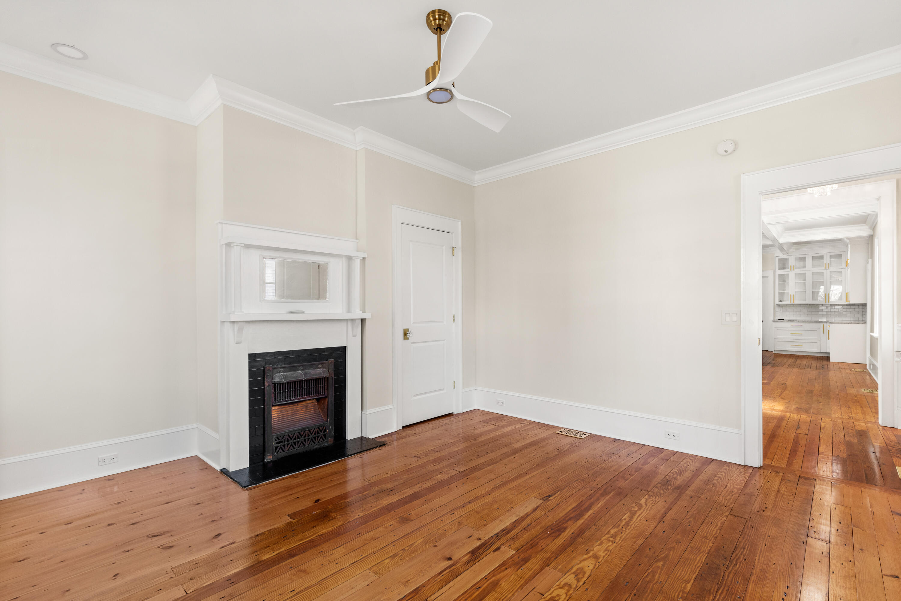 327 Sumter Street Charleston, SC 29403 - Photo 32 of 51 327 Sumter Street