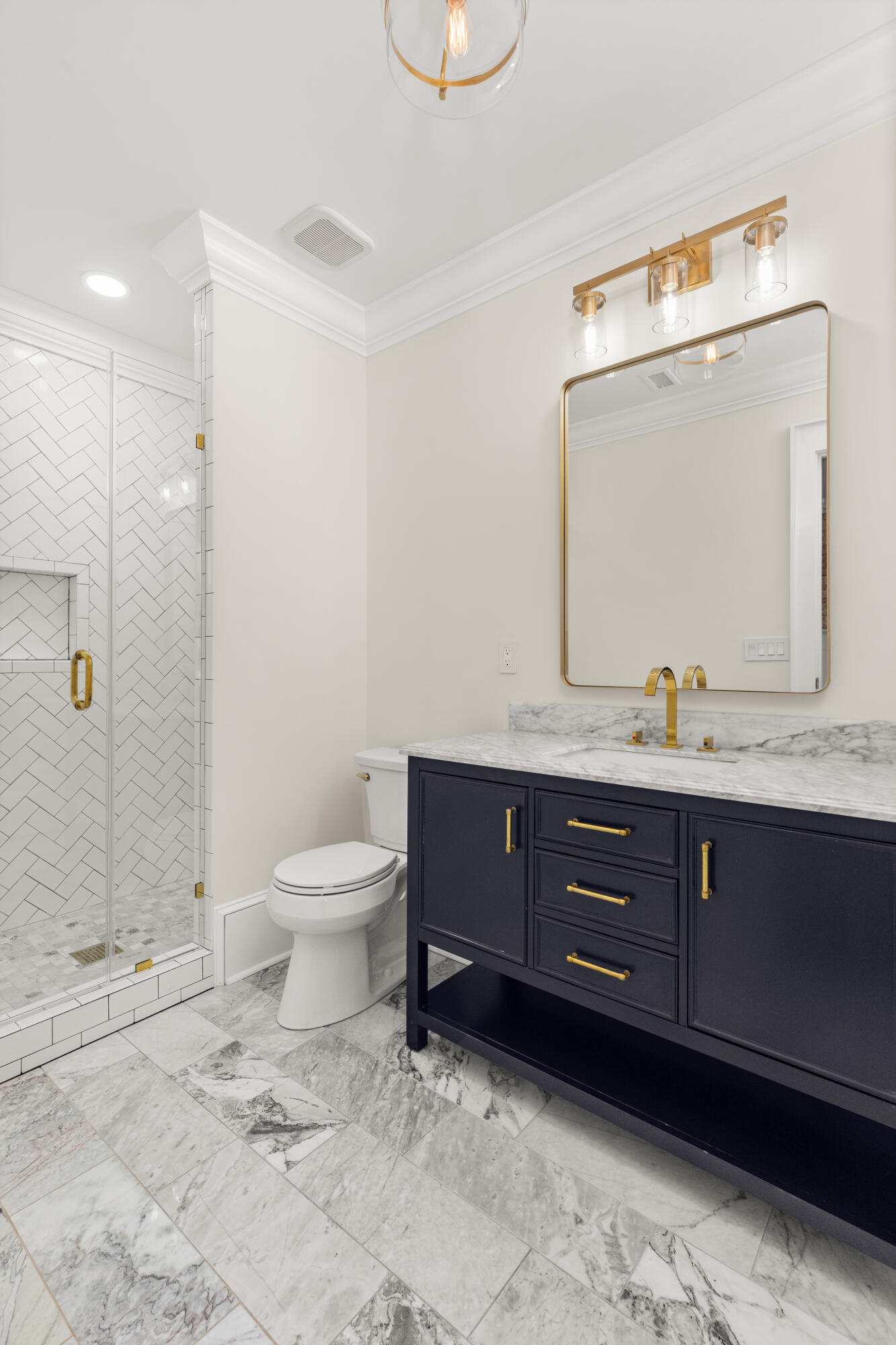 327 Sumter Street Charleston, SC 29403 - Photo 35 of 51 327 Sumter Street