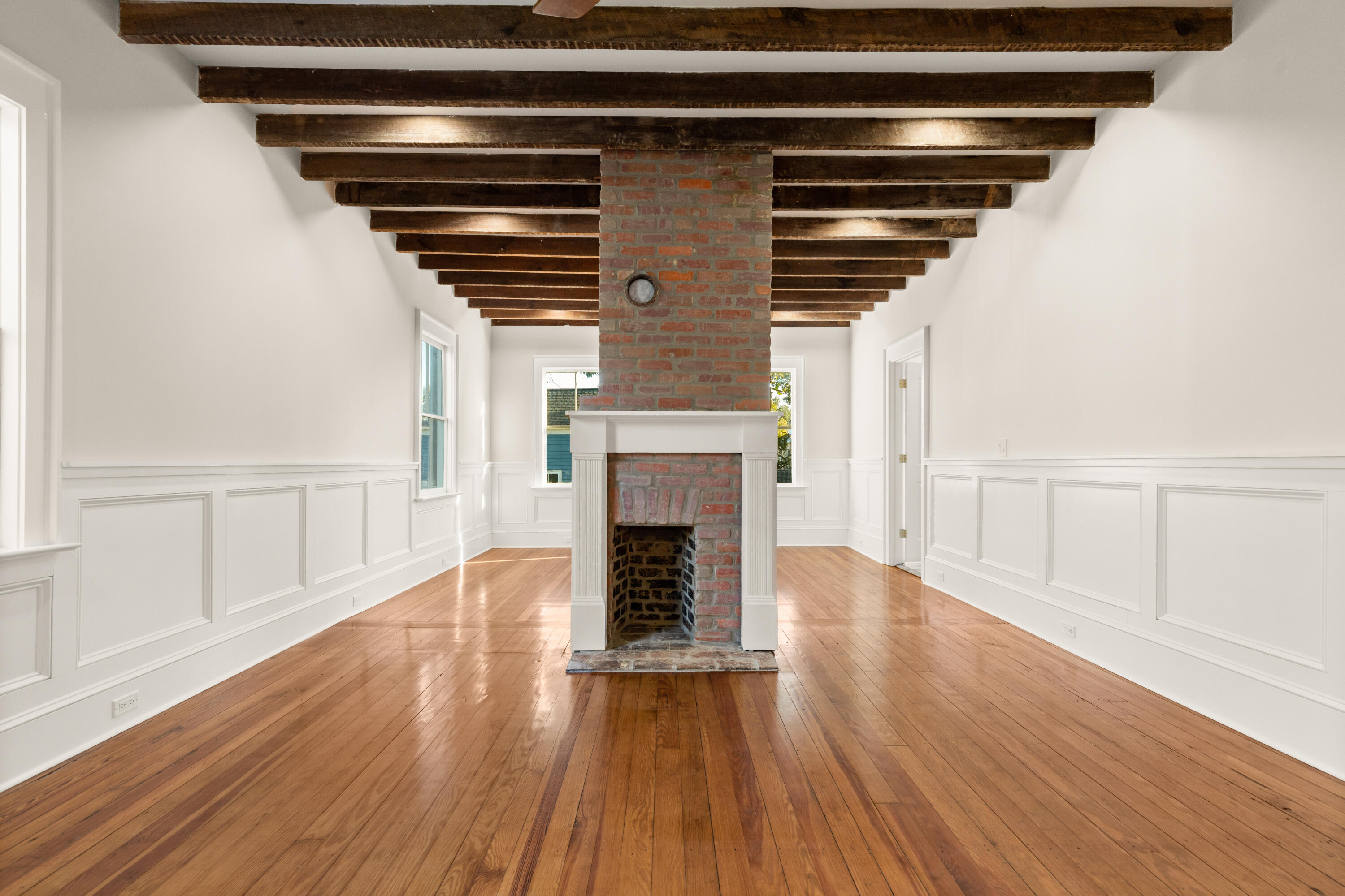 327 Sumter Street Charleston, SC 29403 - Photo 40 of 51 327 Sumter-53