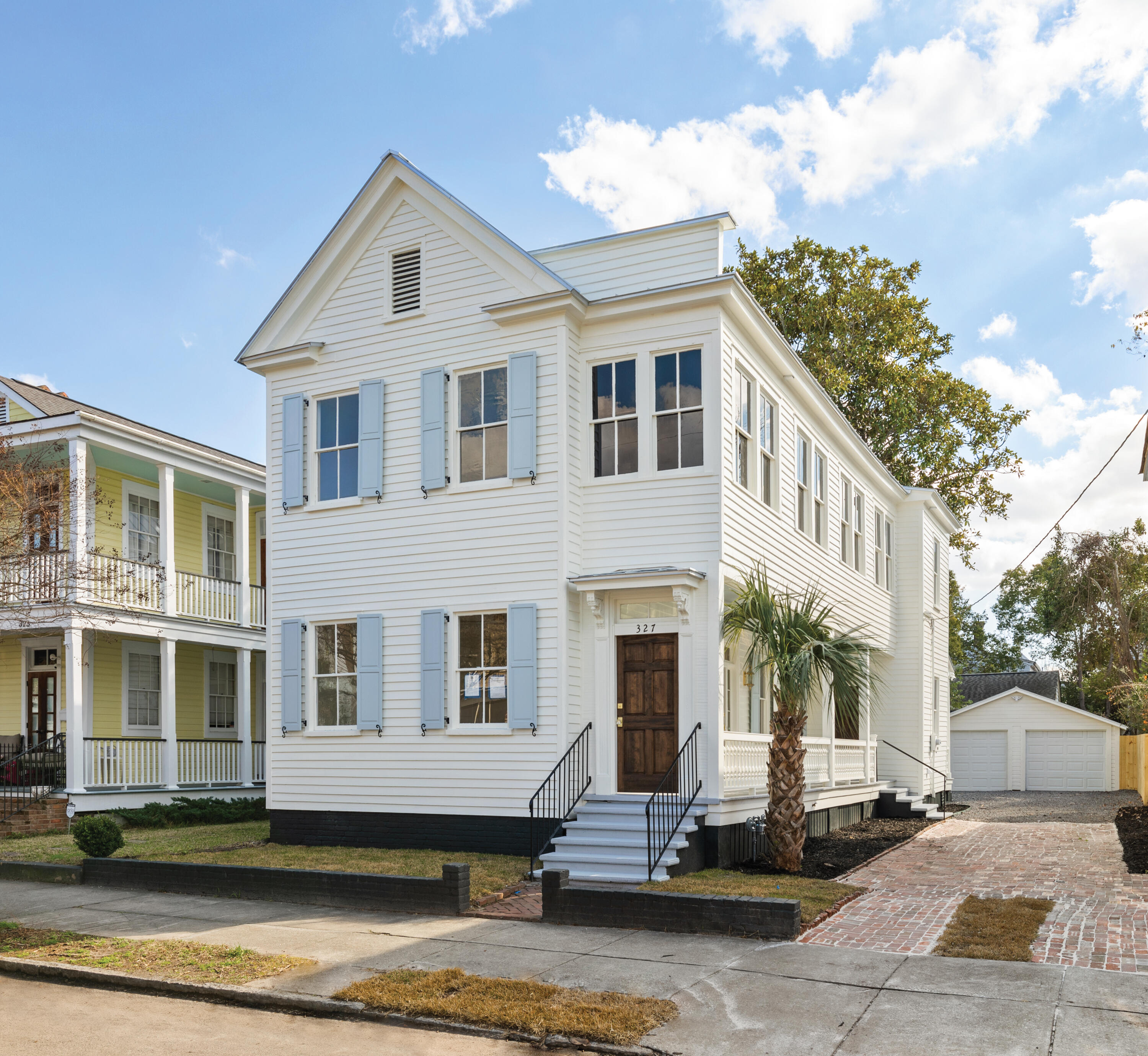 327 Sumter Street Charleston, SC 29403 - Photo 4 of 51 327 Sumter Street