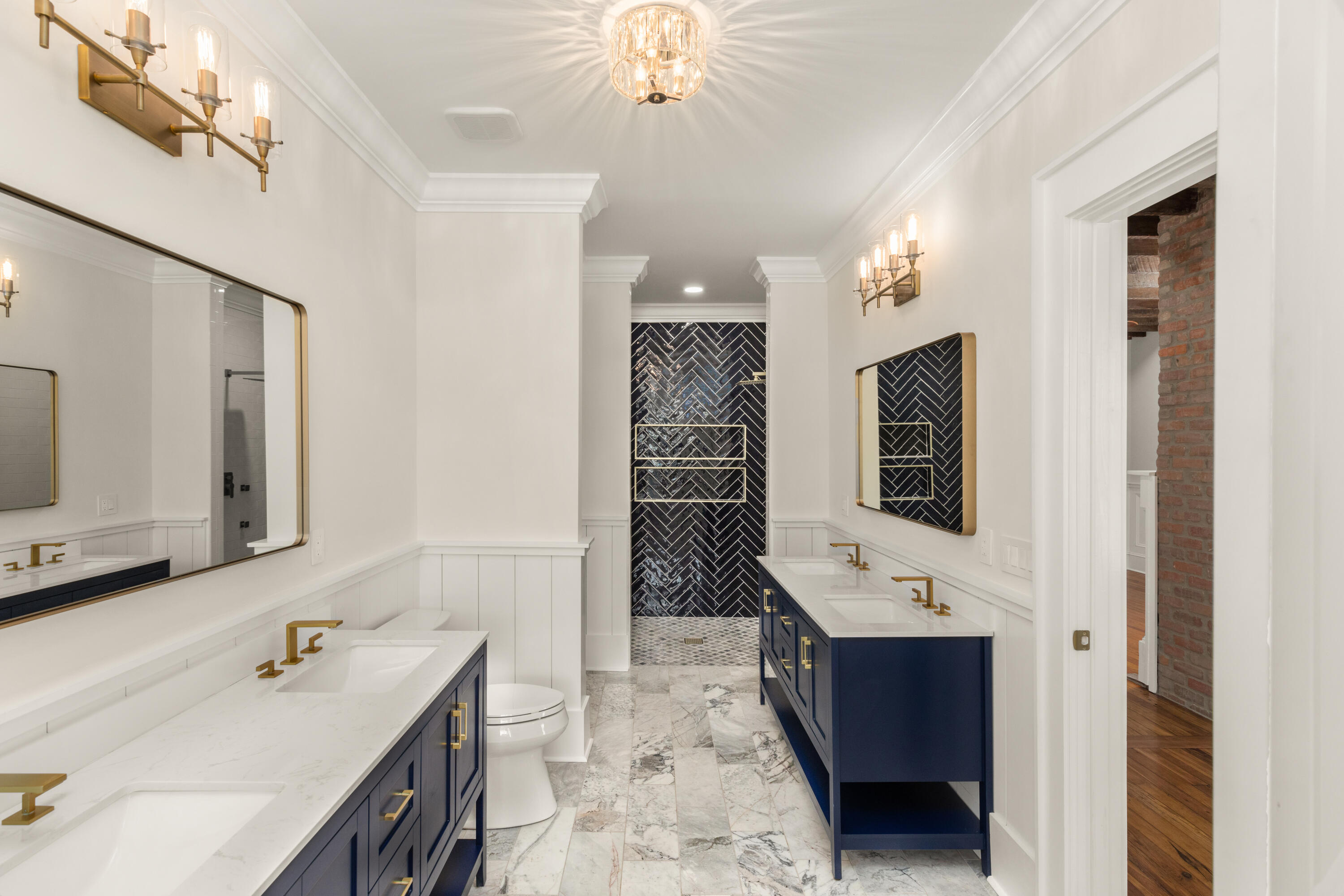 327 Sumter Street Charleston, SC 29403 - Photo 41 of 51 327 Sumter Street