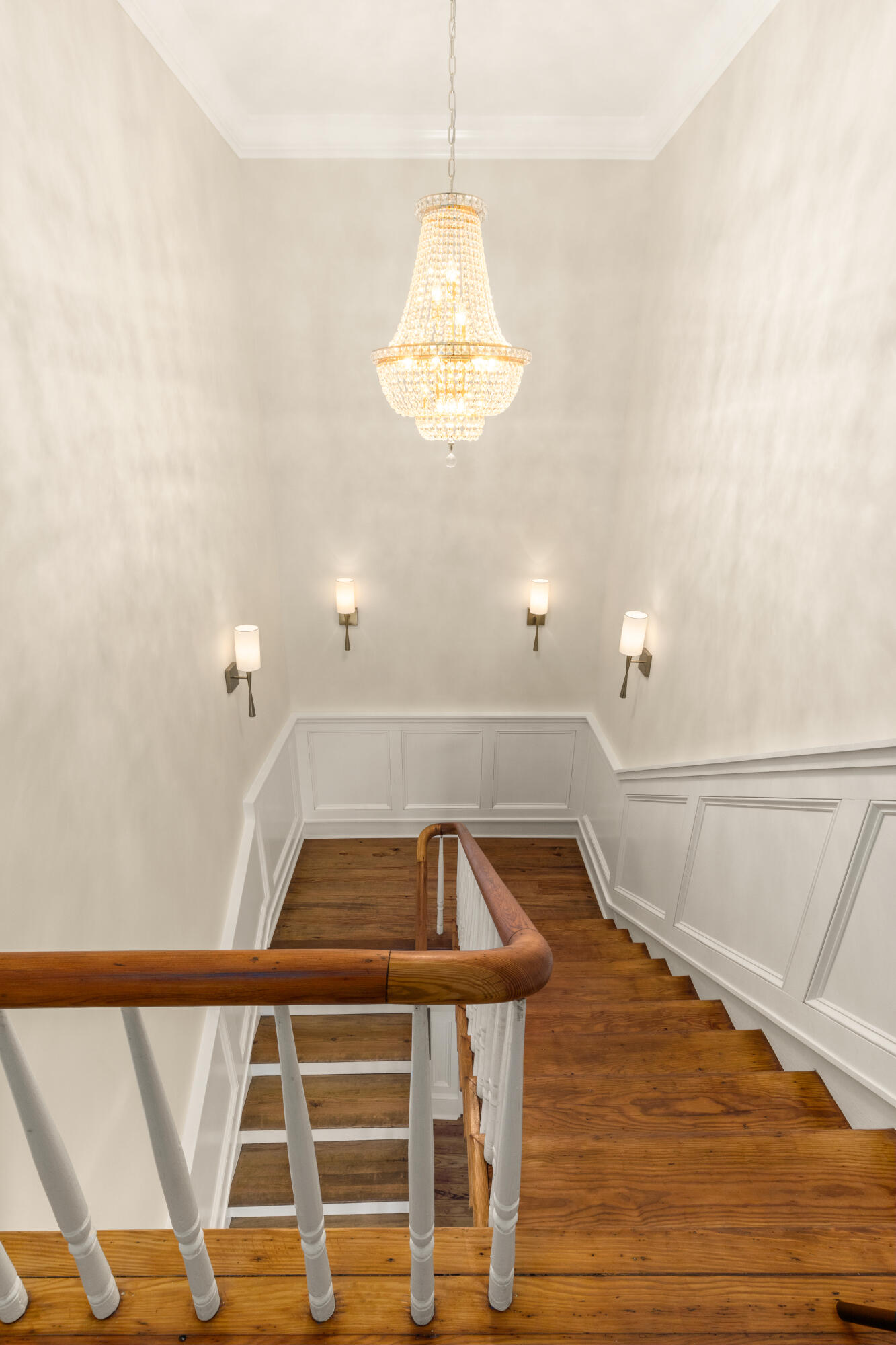 327 Sumter Street Charleston, SC 29403 - Photo 10 of 51 327 Sumter Street