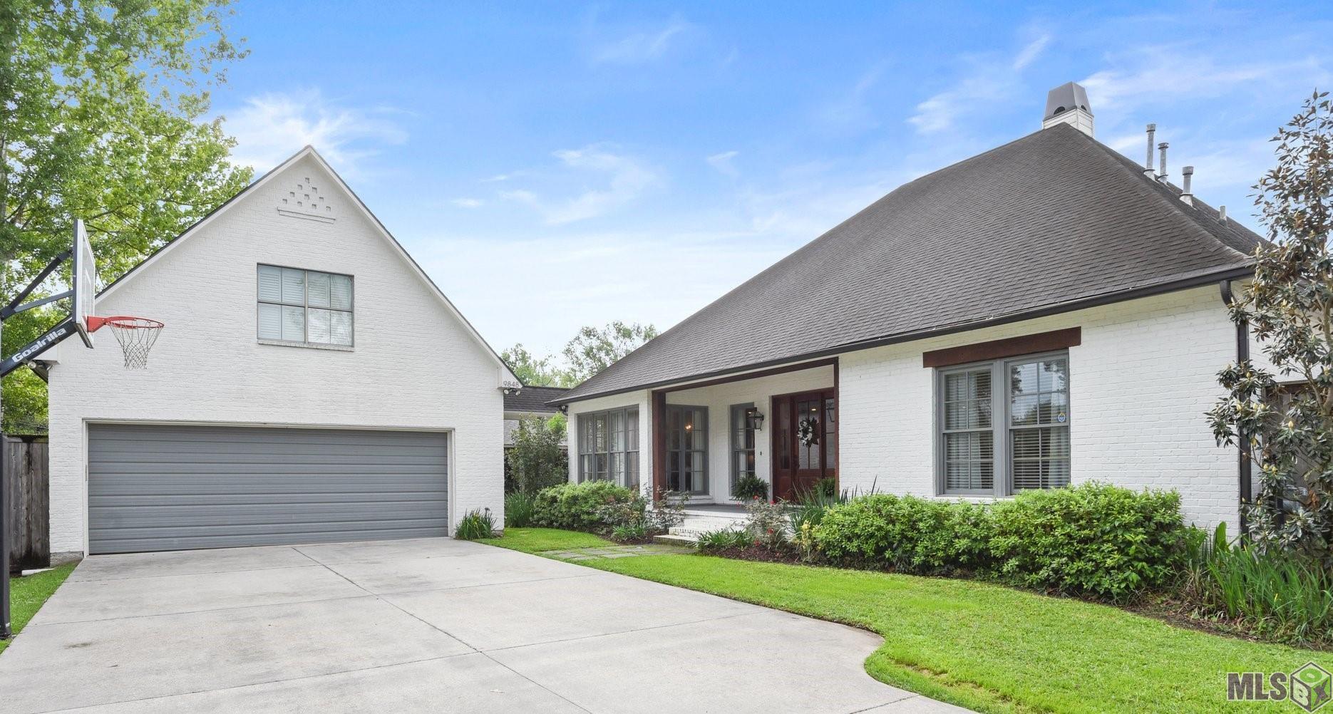 9848 Grenwich Avenue Baton Rouge, LA 70809 - Photo 1 of 36