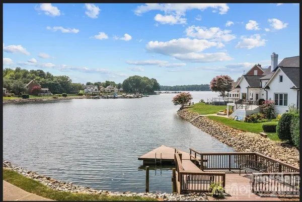 $320,000 | 7602 Woods Lane, Unit 23, Cornelius, NC 28031