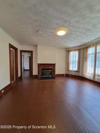 $1,400 | 109 Salem Avenue, Unit 1, Carbondale, PA 18407