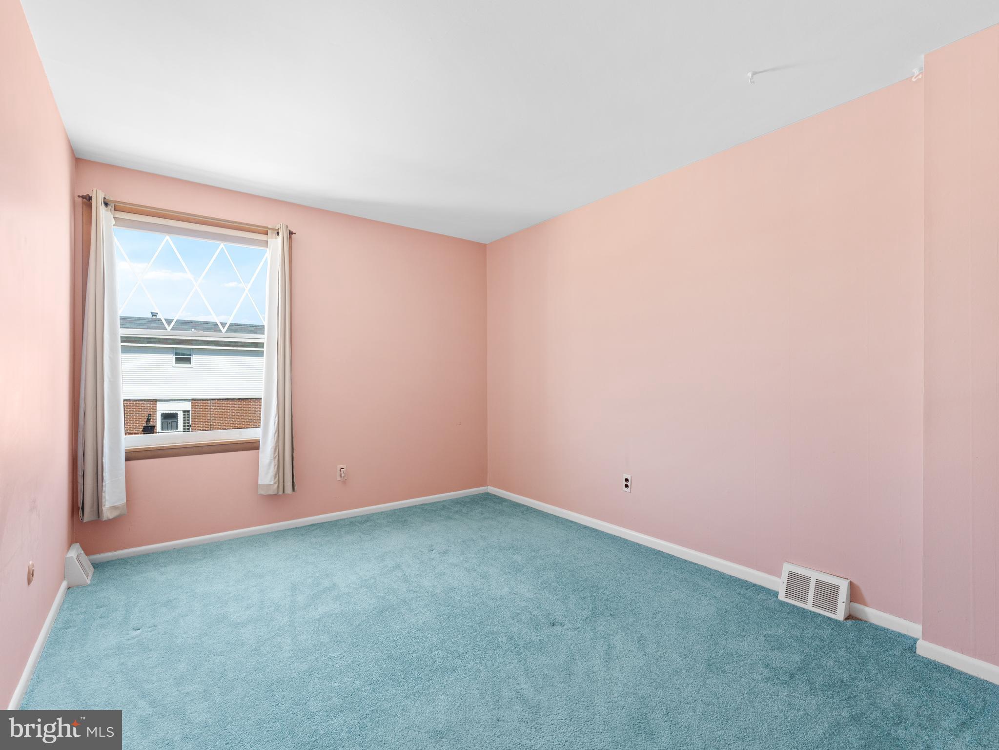 3840 Greenacres Road Philadelphia, PA 19154 - Photo 12 of 29 1st Bedroom