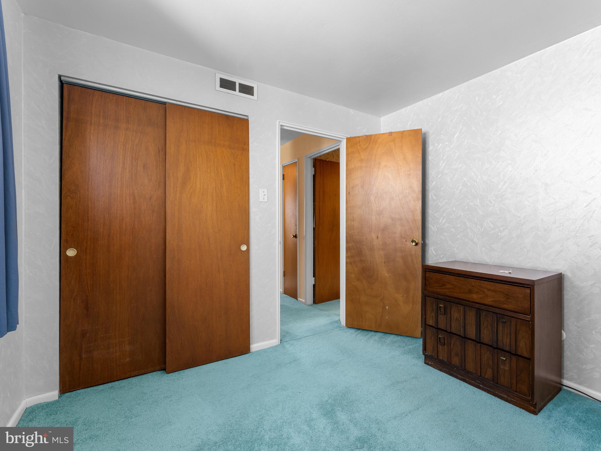3840 Greenacres Road Philadelphia, PA 19154 - Photo 13 of 29 1st Bedroom