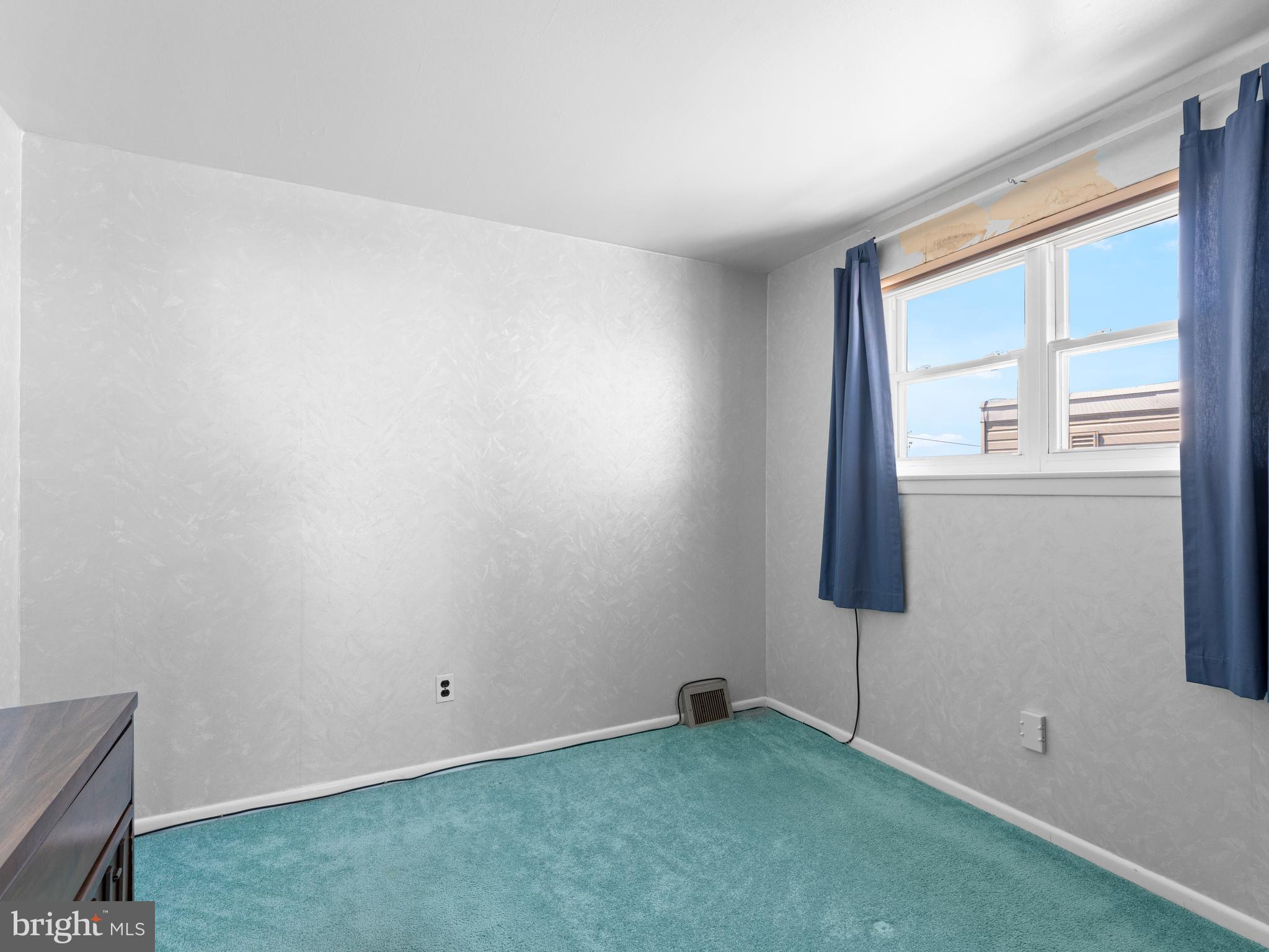 3840 Greenacres Road Philadelphia, PA 19154 - Photo 20 of 29 4th Bedroom
