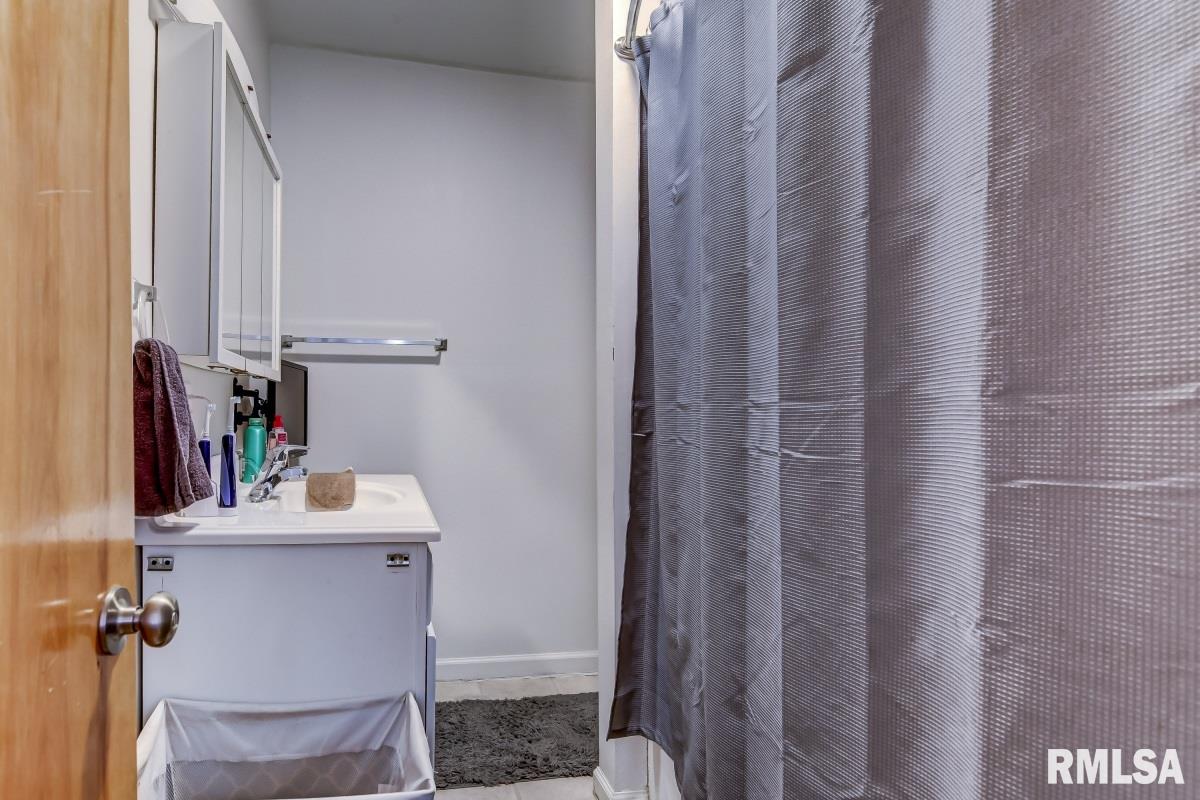 1007 South College Street Springfield, IL 62704 - Photo 18 of 39 Gallery Image 18