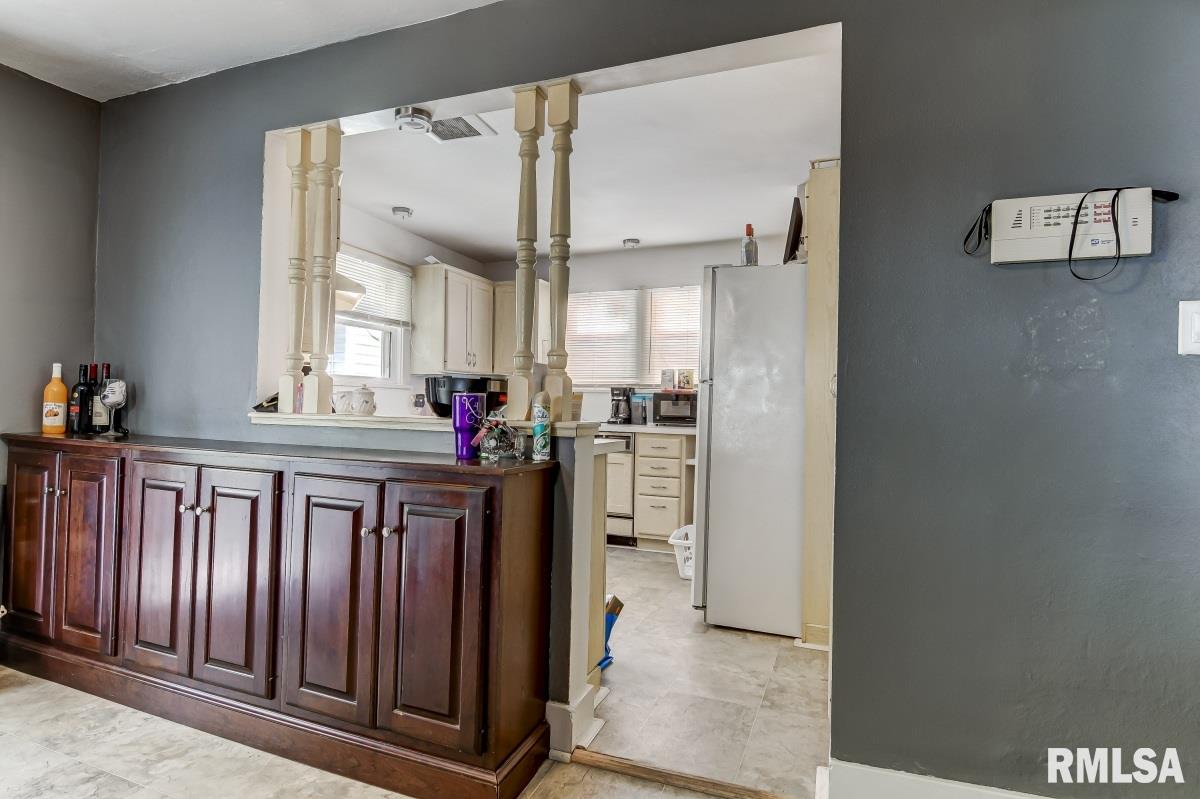 1007 South College Street Springfield, IL 62704 - Photo 23 of 39 Gallery Image 23