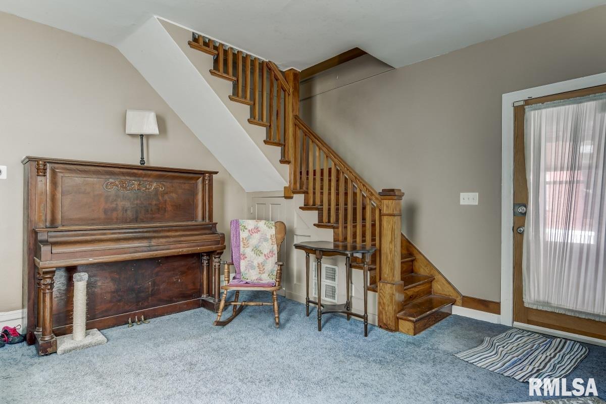 1007 South College Street Springfield, IL 62704 - Photo 29 of 39 Gallery Image 29