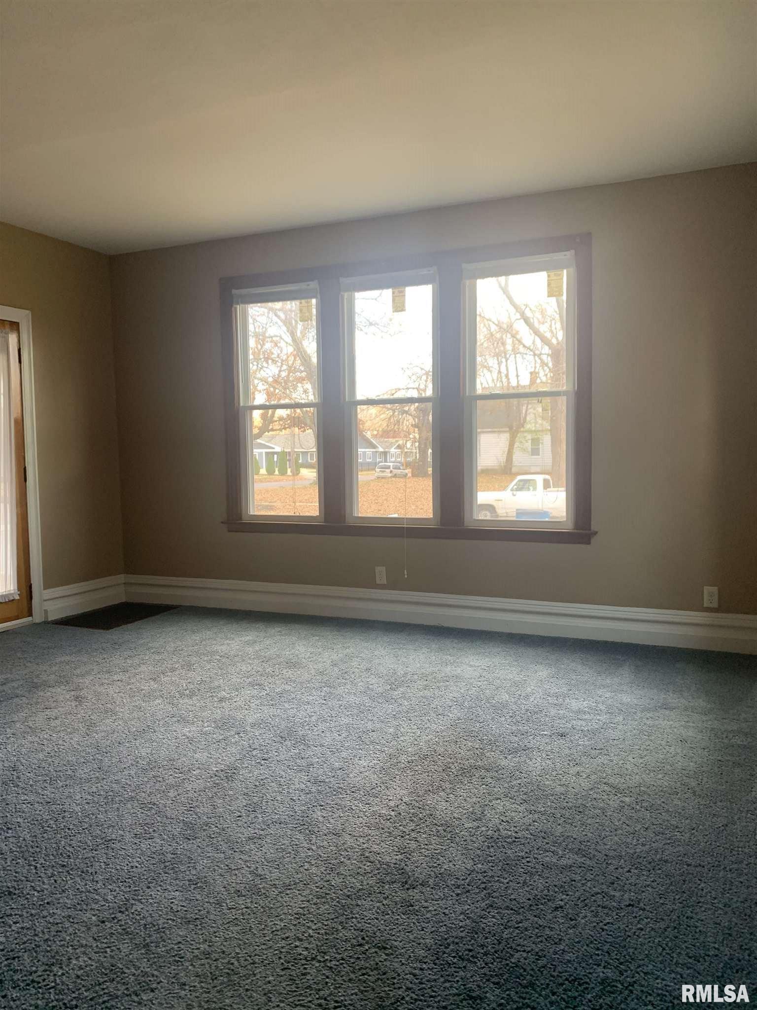 1007 South College Street Springfield, IL 62704 - Photo 31 of 39 Gallery Image 31