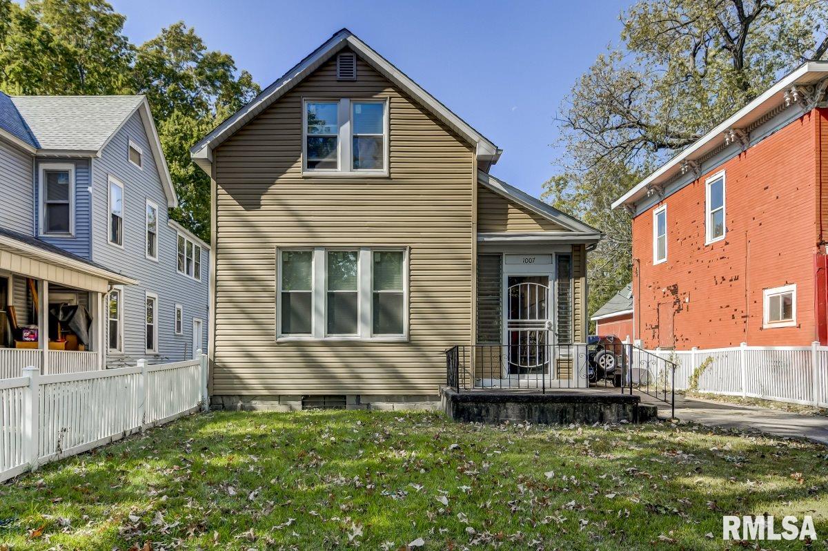 1007 South College Street Springfield, IL 62704 - Photo 5 of 39 Gallery Image 5