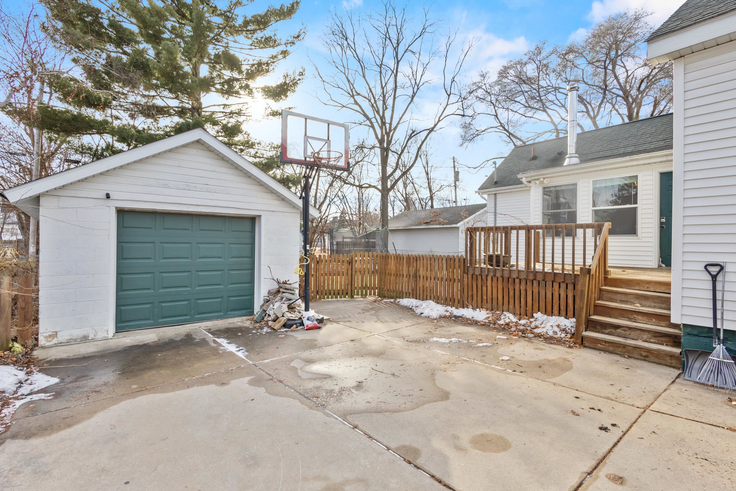 218 West Emmett Street Portage, WI 53901 - Photo 36 of 47