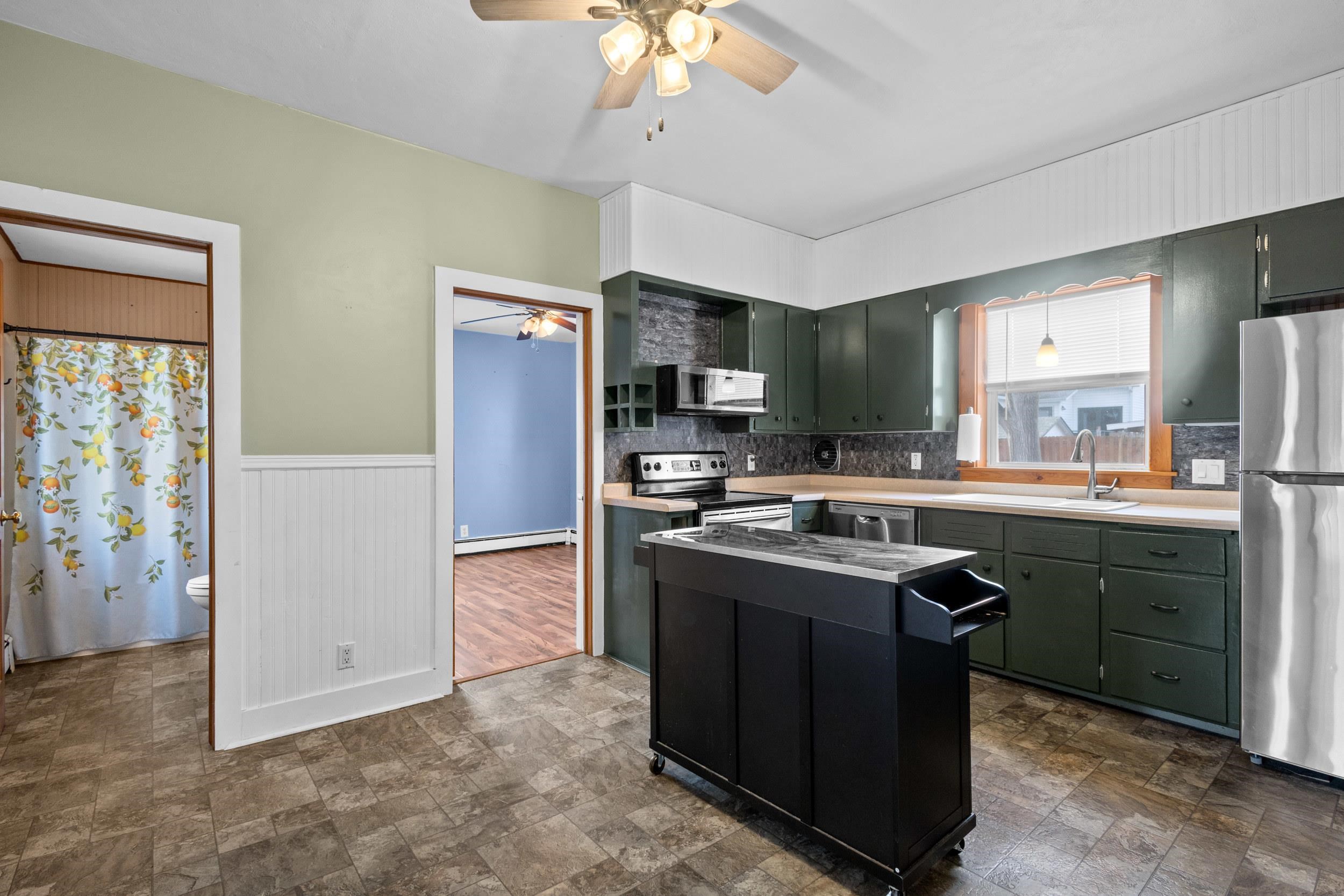 218 West Emmett Street Portage, WI 53901 - Photo 4 of 47