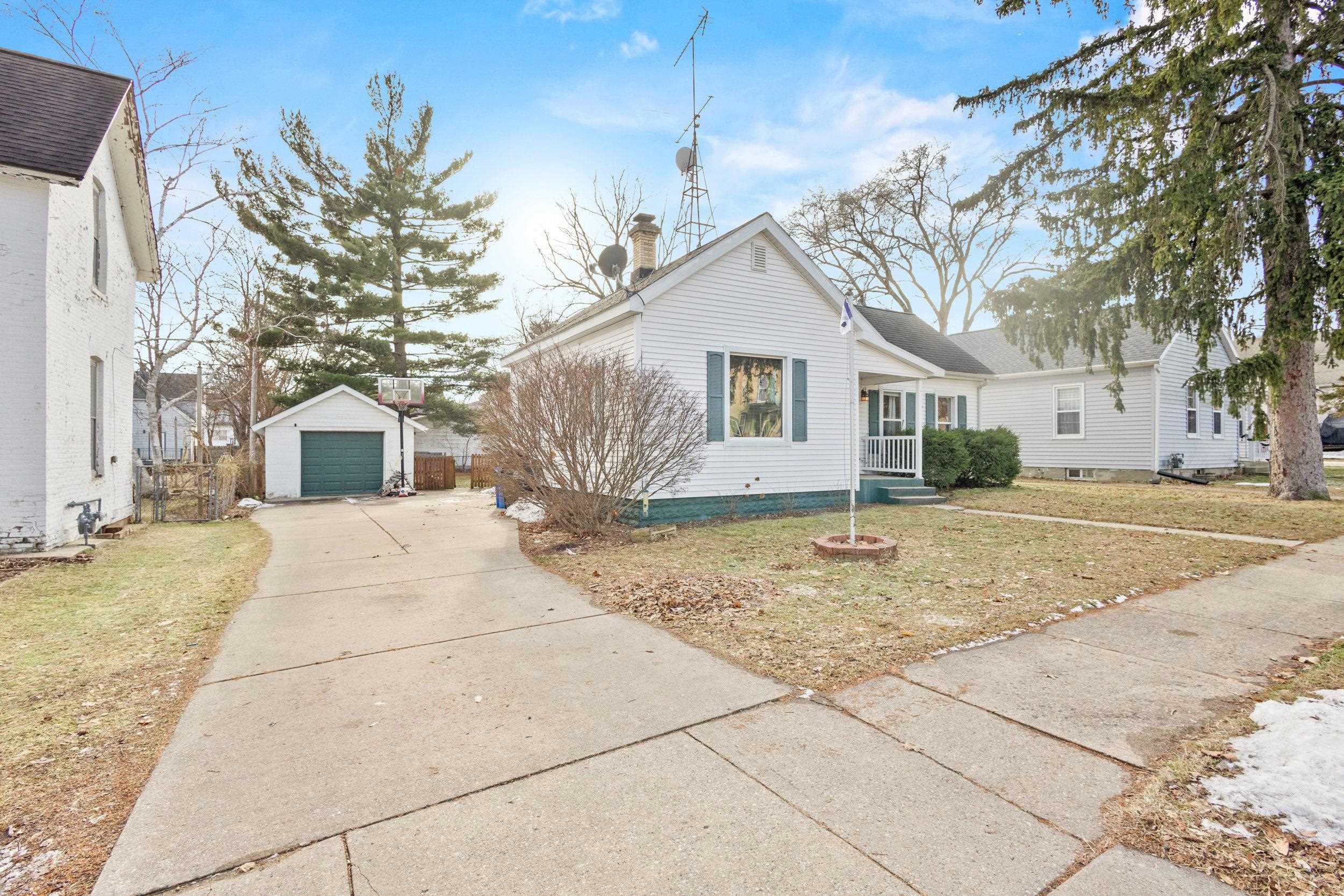 218 West Emmett Street Portage, WI 53901 - Photo 41 of 47