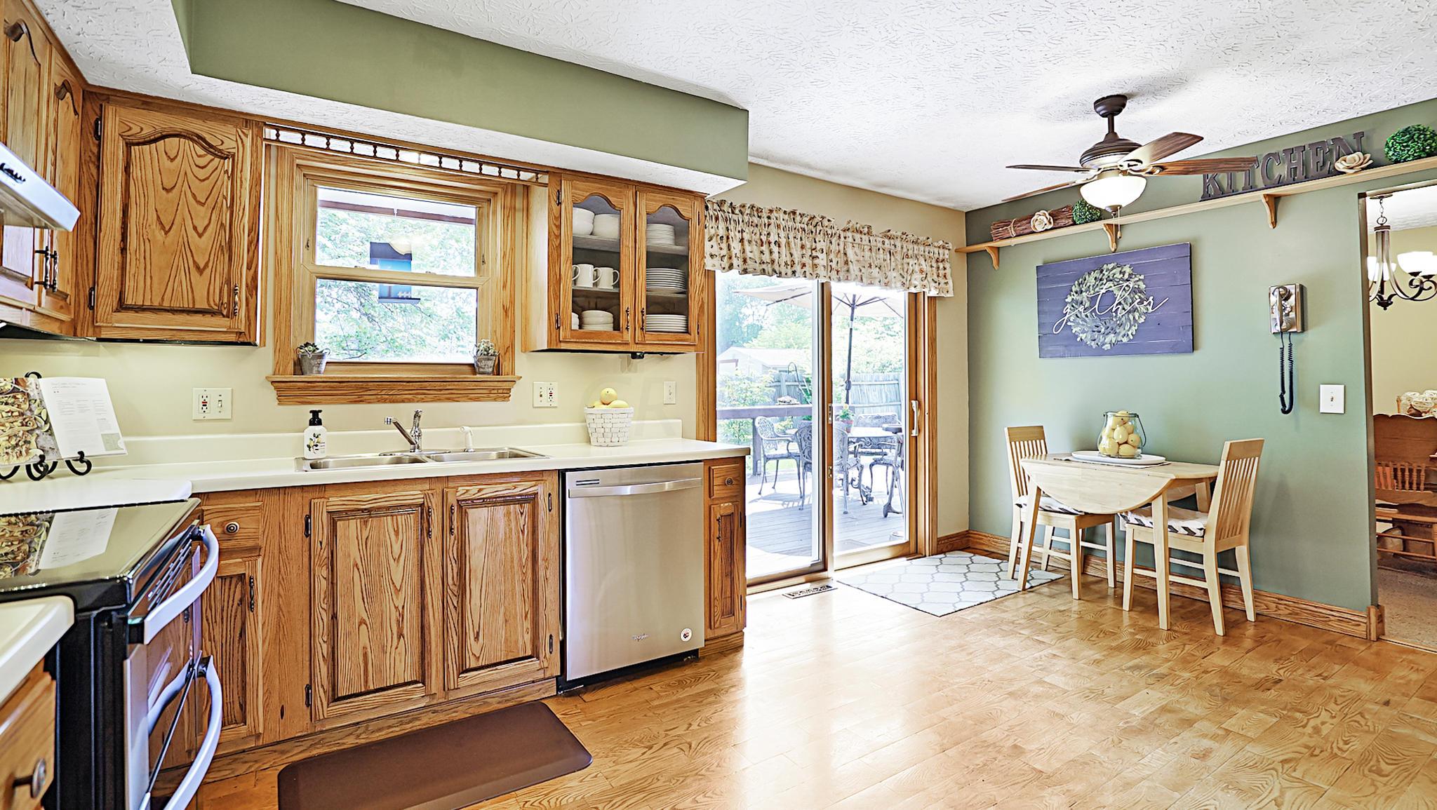 266 Broken Arrow Road Columbus, OH 43230 - Photo 5 of 32 Gallery Image 5
