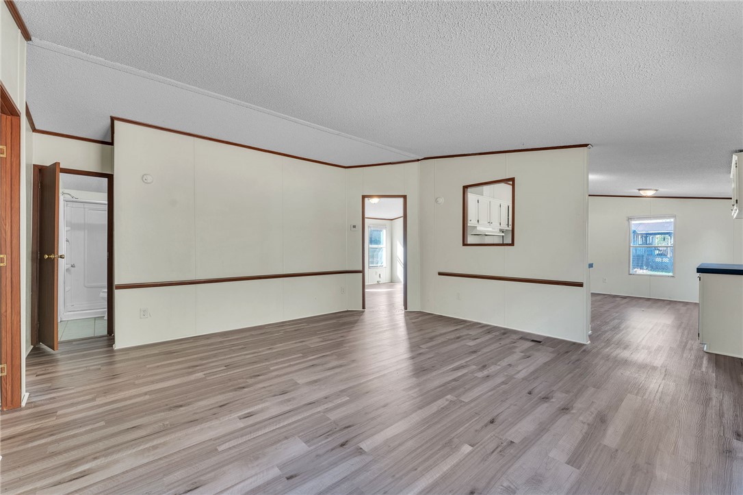 421 Brown Farm Road Seneca, SC 29678 - Photo 5 of 22 Gallery Image 5