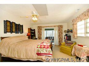 47 Pine Ridge Road Mars Hill, NC 28754 - Photo 8 of 21 Gallery Image 8