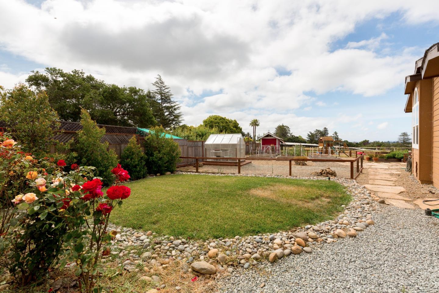 275 Orchard View Drive Watsonville, CA 95076 - Photo 19 of 25