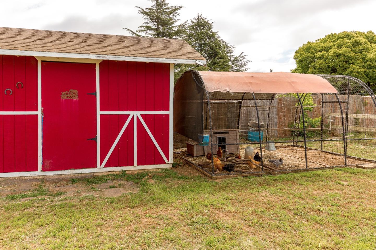 275 Orchard View Drive Watsonville, CA 95076 - Photo 23 of 25 a view of small pool