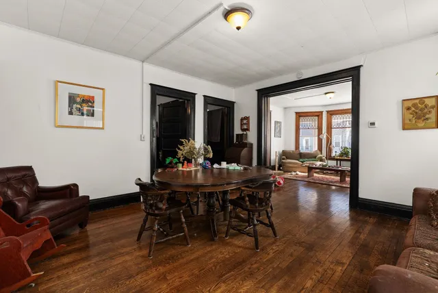 $1,050,000 | 1250-1252 Spaight Street, Madison, WI 53703