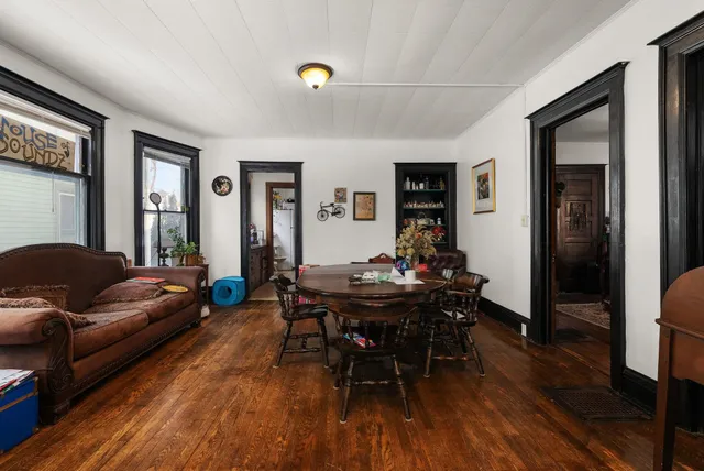 $1,050,000 | 1250-1252 Spaight Street, Madison, WI 53703