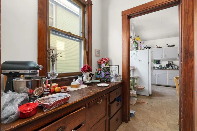 $1,050,000 | 1250-1252 Spaight Street, Madison, WI 53703