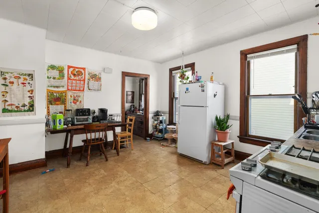 $1,050,000 | 1250-1252 Spaight Street, Madison, WI 53703