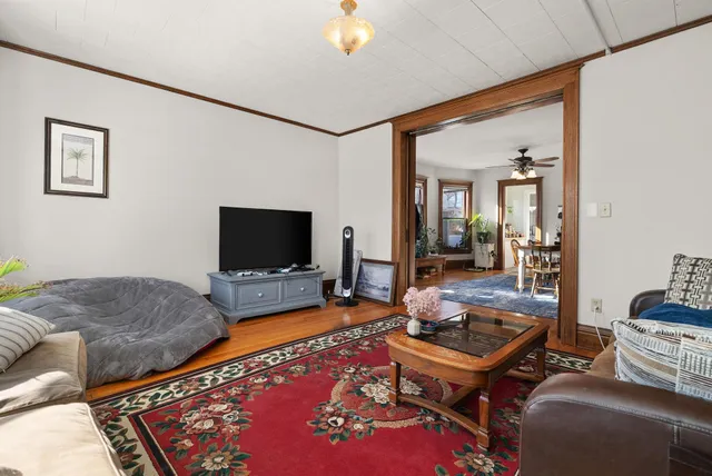 $1,050,000 | 1250-1252 Spaight Street, Madison, WI 53703