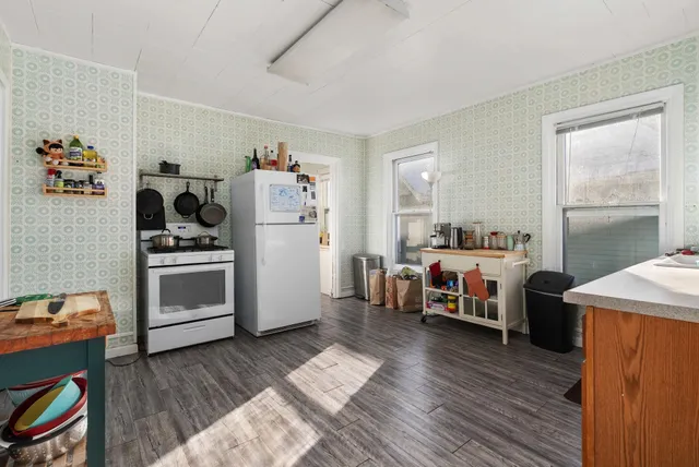 $1,050,000 | 1250-1252 Spaight Street, Madison, WI 53703