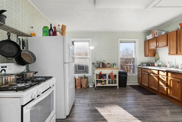 $1,050,000 | 1250-1252 Spaight Street, Madison, WI 53703