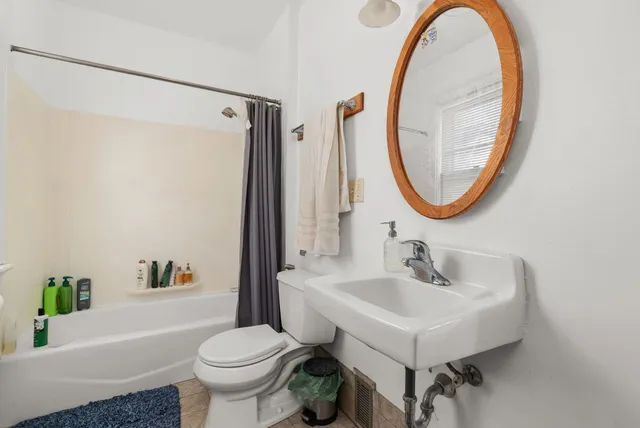 $1,050,000 | 1250-1252 Spaight Street, Madison, WI 53703