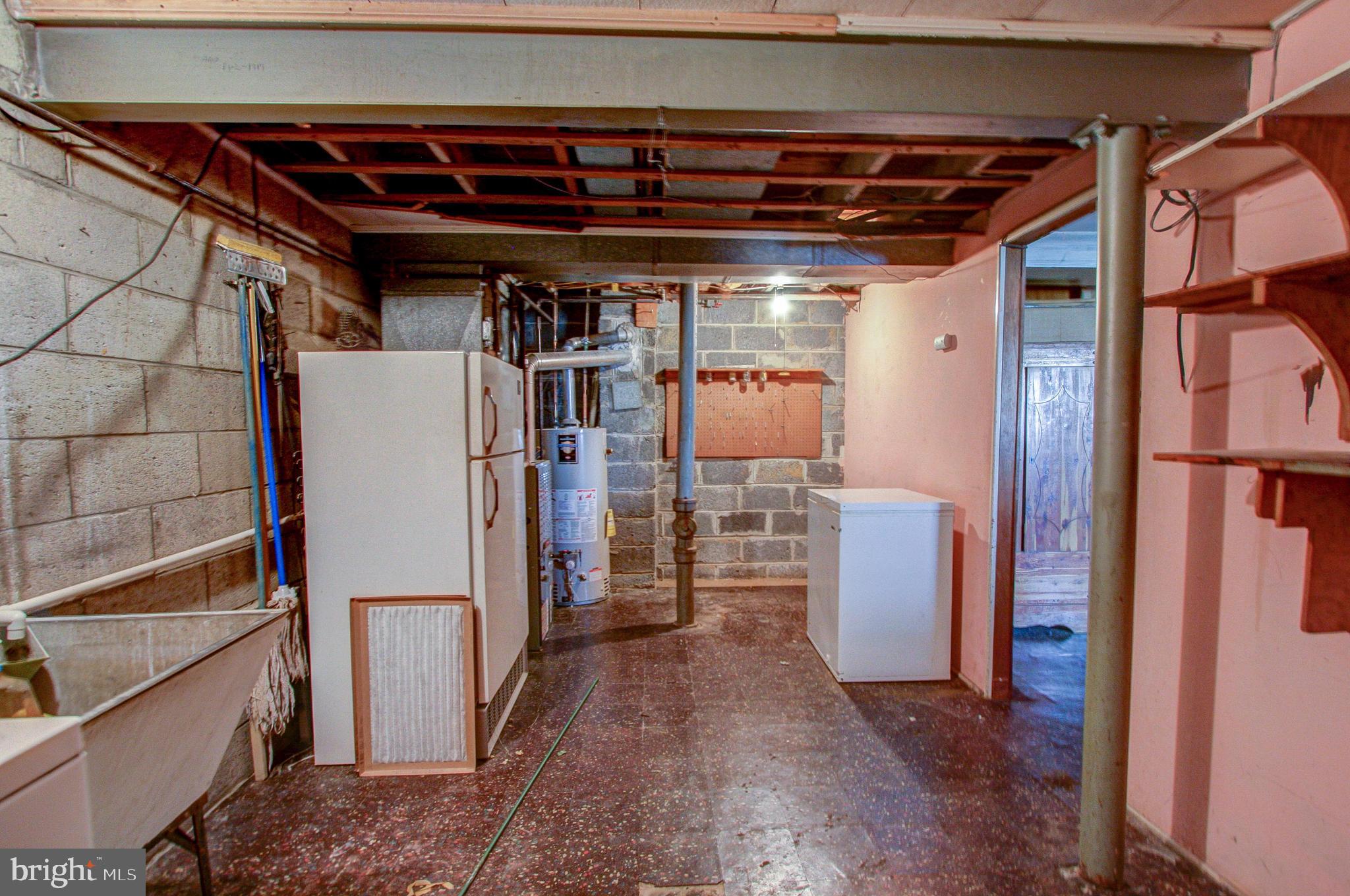 1073 Surrey Road Philadelphia, PA 19115 - Photo 26 of 32
