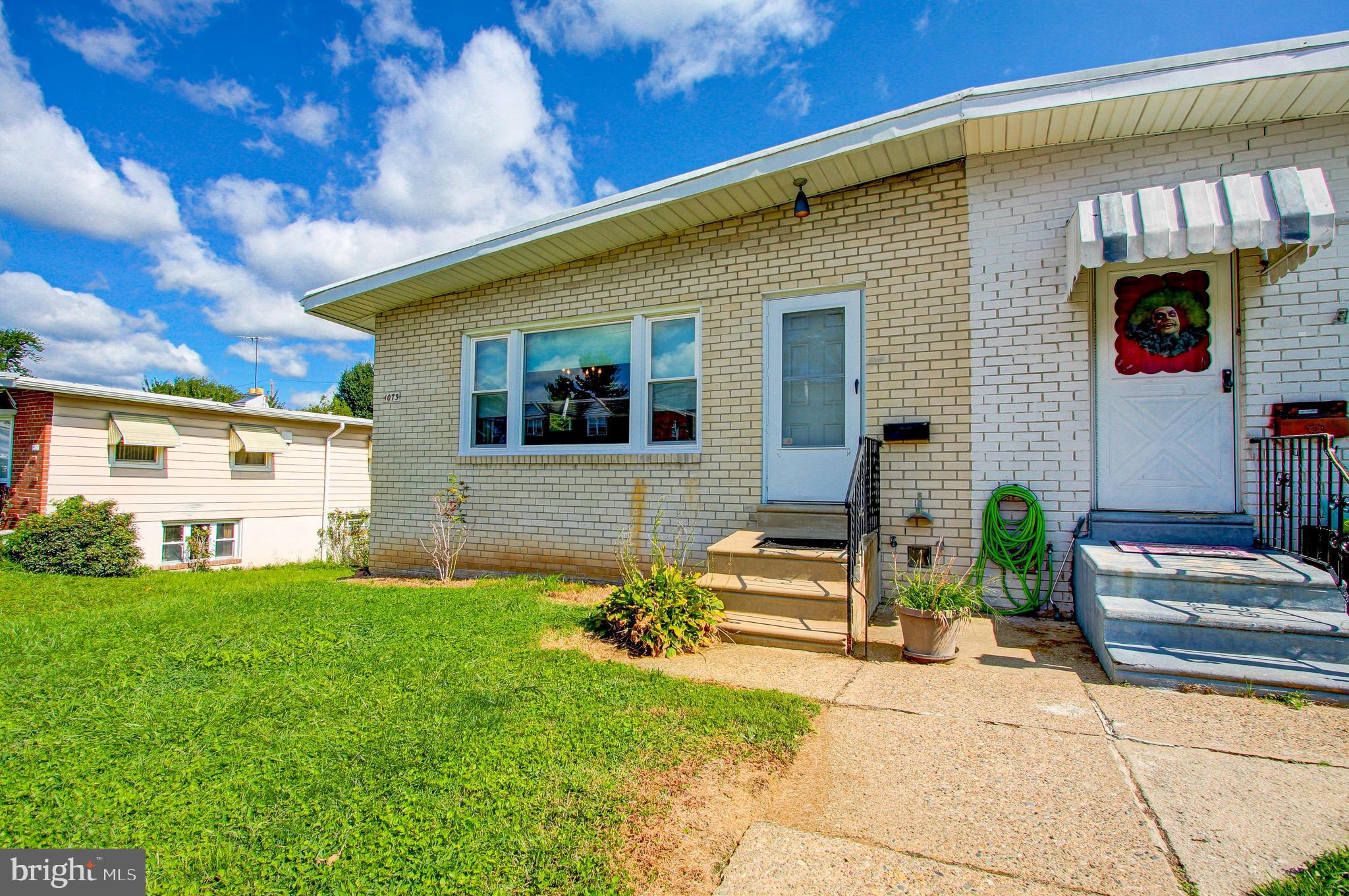 1073 Surrey Road Philadelphia, PA 19115 - Photo 6 of 32