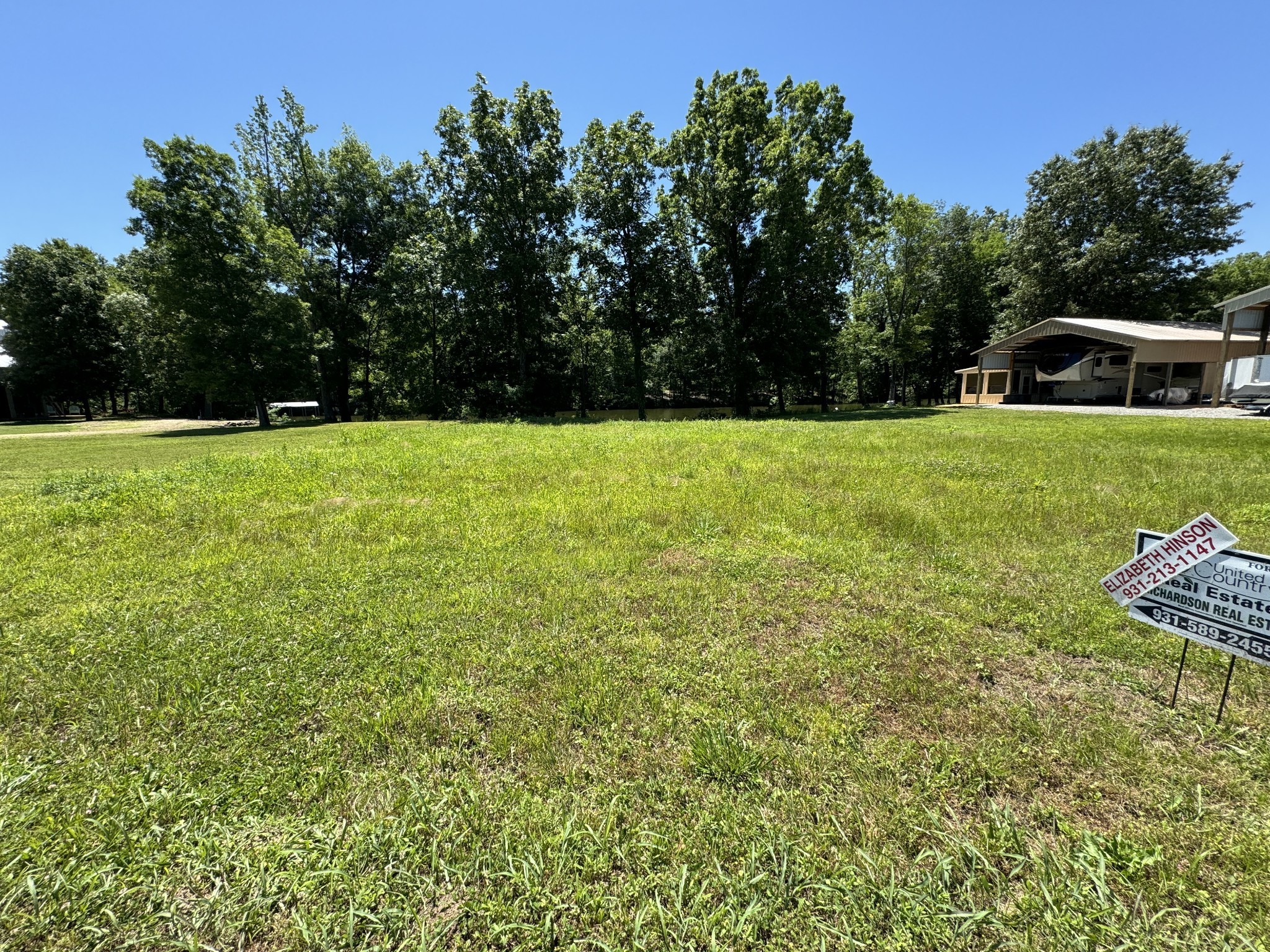 384 Duck Blind Road Clifton, TN 38425 - Photo 5 of 11 a view of a green field