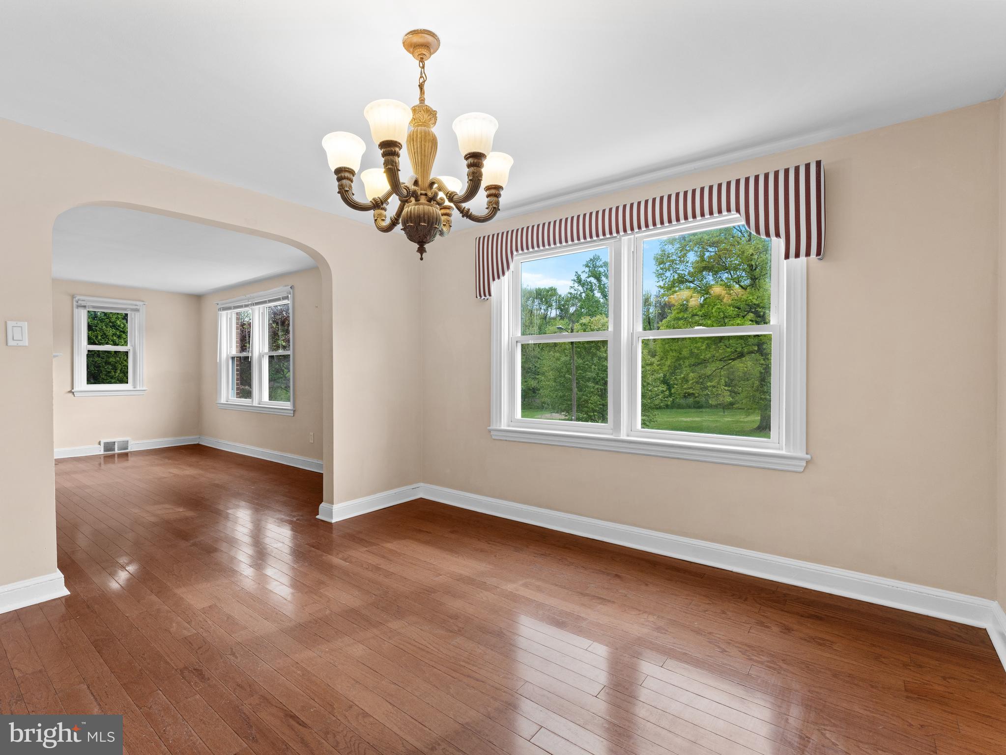 907 Powder Mill Lane Wynnewood, PA 19096 - Photo 6 of 27