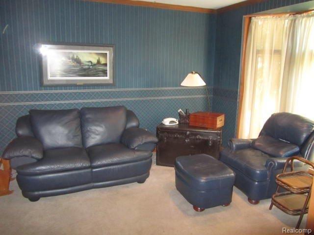 5956 Cobb Creek Road Rochester, MI 48306 - Photo 13 of 20 2013-09-16 00.02.37.jpg