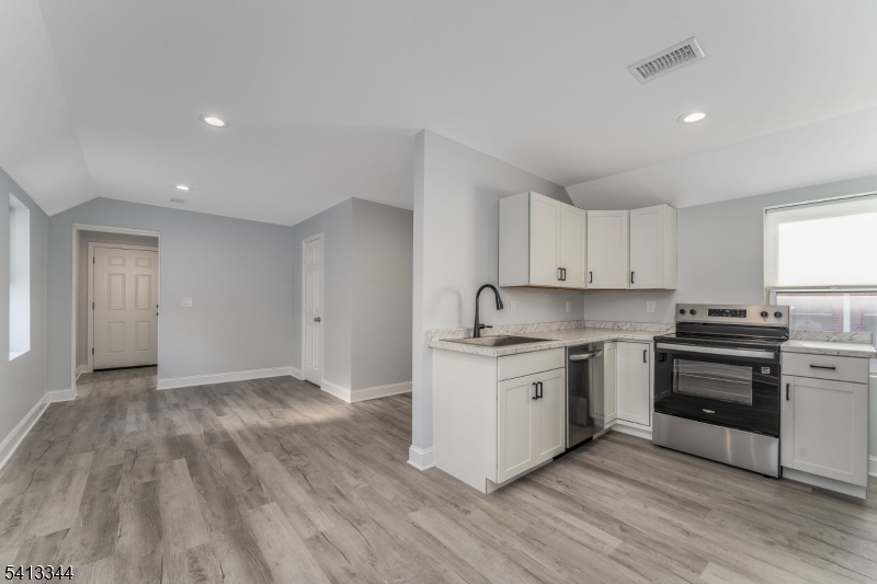 48 West Somerset Street Raritan, NJ 08869 - Photo 1 of 15