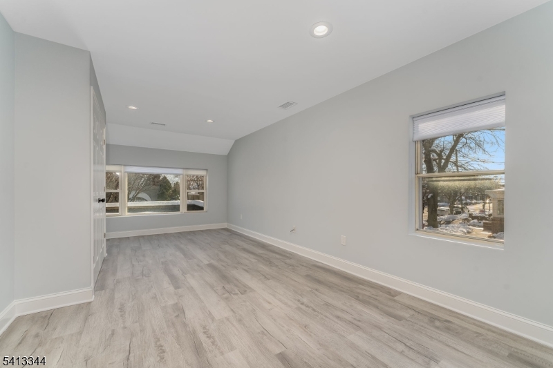 48 West Somerset Street Raritan, NJ 08869 - Photo 11 of 15