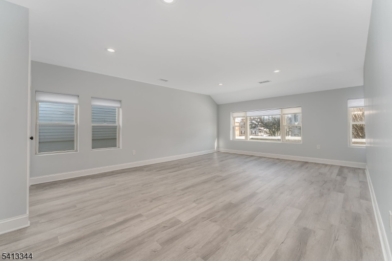 48 West Somerset Street Raritan, NJ 08869 - Photo 10 of 15